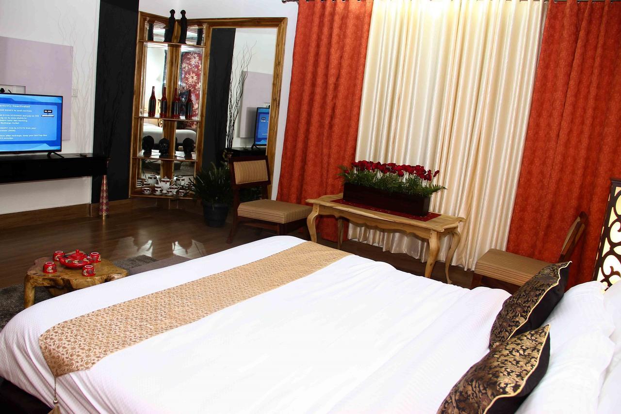De Oriental Grand Hotel Kohima Exterior photo