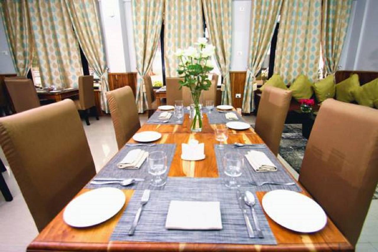 De Oriental Grand Hotel Kohima Exterior photo
